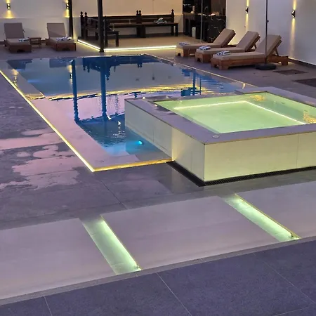 Aventus Luxury *
