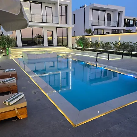 ヴィラ Aventus Luxury Rrushkull (Durres)