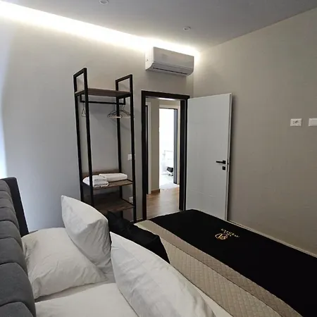 Aventus Luxury فيلة *