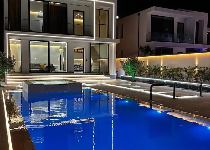 Vila Aventus Luxury Rrushkull (Durres)