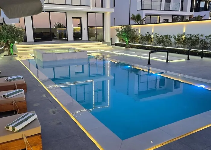 Vila Aventus Luxury Rrushkull (Durres)