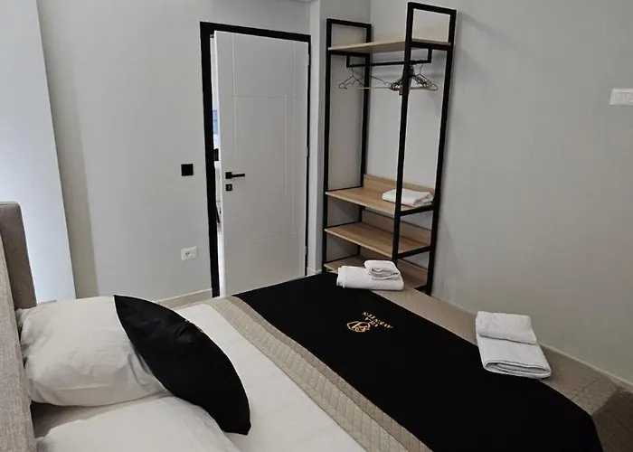 Aventus Luxury Vila Rrushkull (Durres)